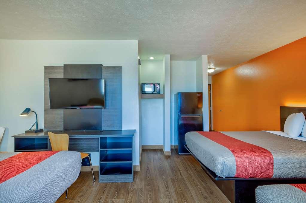 Motel 6 Percival Ia Room photo