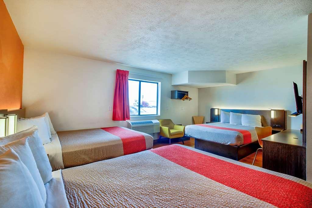 Motel 6 Percival Ia Exterior photo