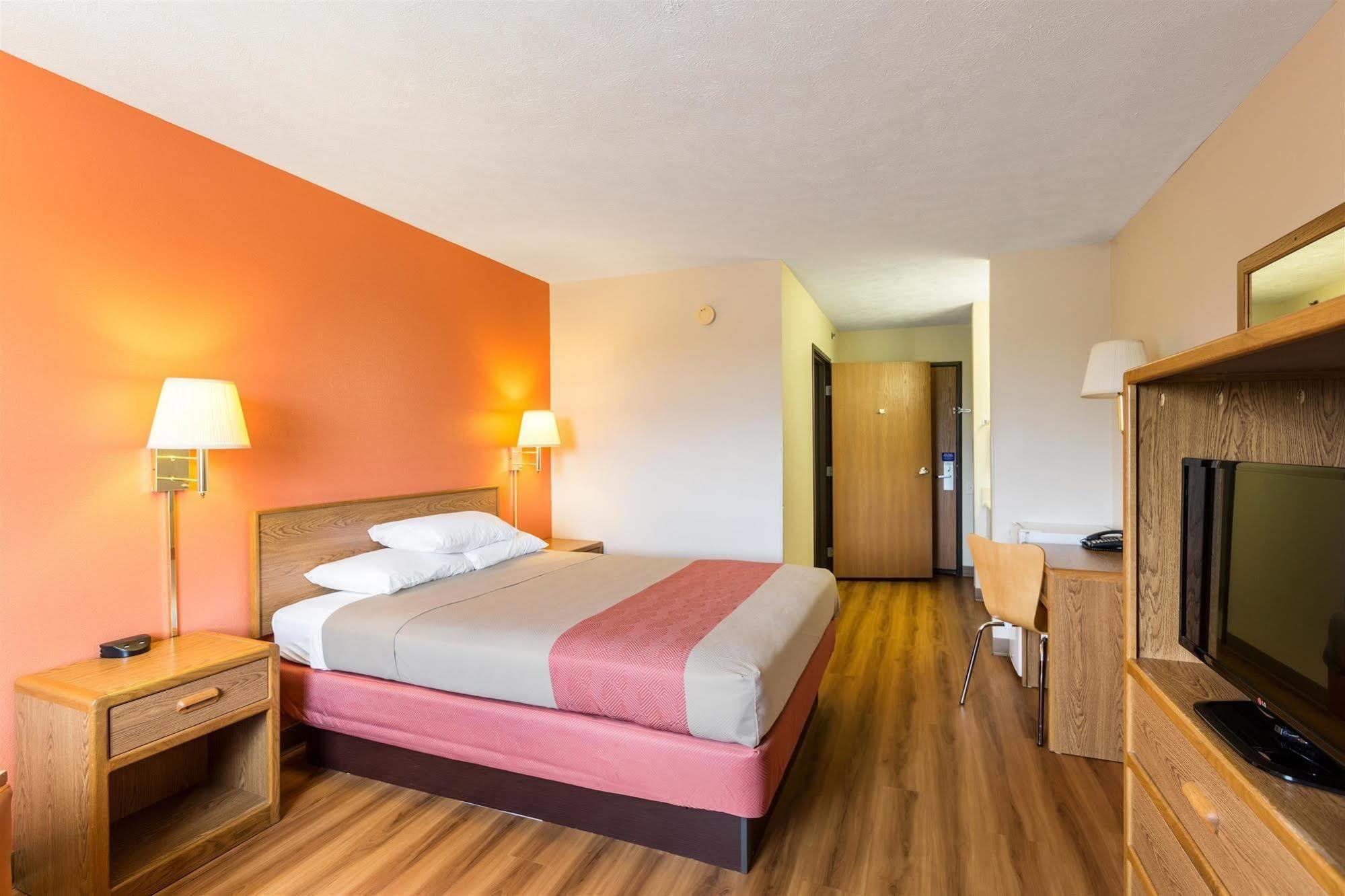 Motel 6 Percival Ia Exterior photo